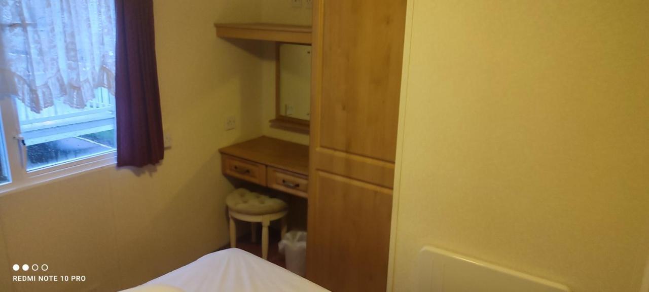 Beachside, Family-Friendly, Wifi, 6 Berth Caravan 19 In Ingoldmells Exterior foto