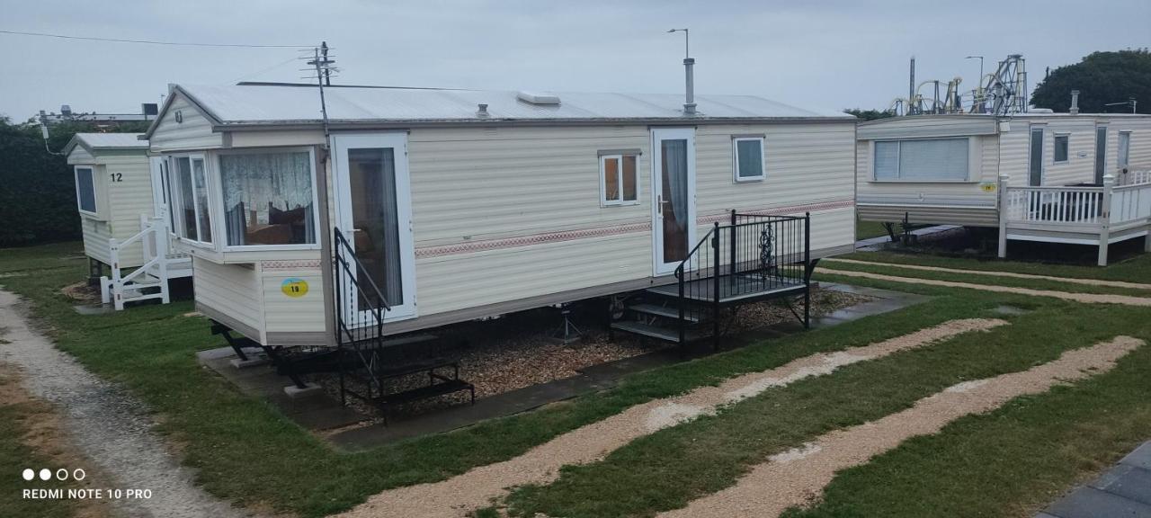 Beachside, Family-Friendly, Wifi, 6 Berth Caravan 19 In Ingoldmells Exterior foto